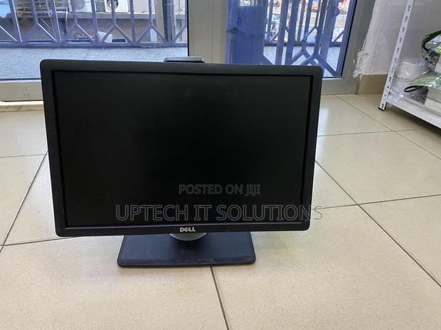 Dell Wide 19”inches Monitor · Photo 5