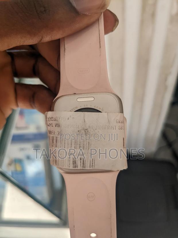 Apple Watch Series SE 2 40mm · Photo 2