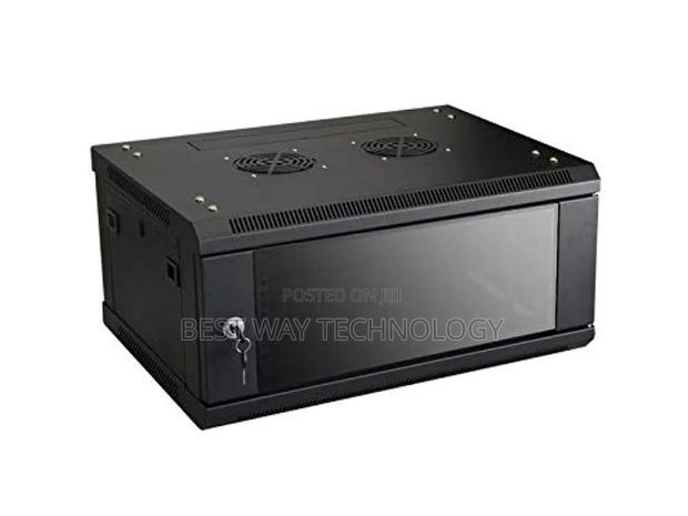 4u Cabinet With Fan and Extension Board Pdu · Photo 3
