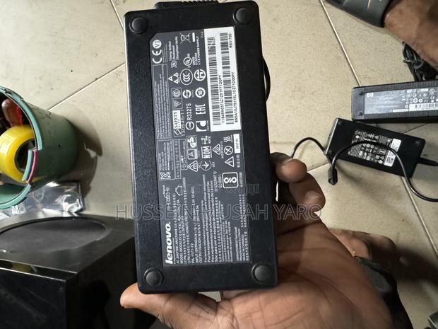 Lenovo Gaming Charger 170 Watts · Photo 1