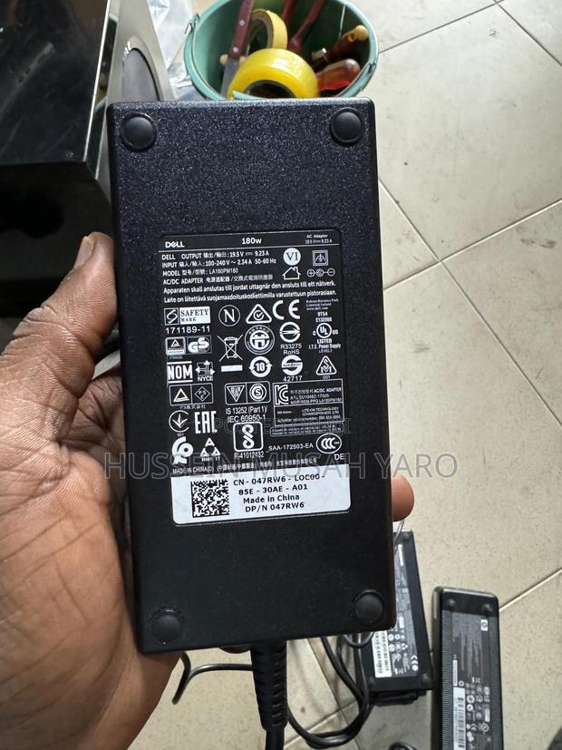 Gaming Charger Dell Big Pin 180 Watts · Photo 1