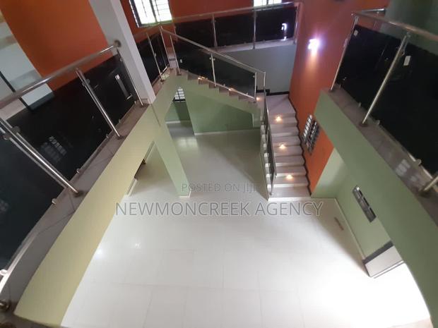 6bdrm Duplex in Haatso,Gimpa Rd., Accra Metropolitan for sale · Photo 2