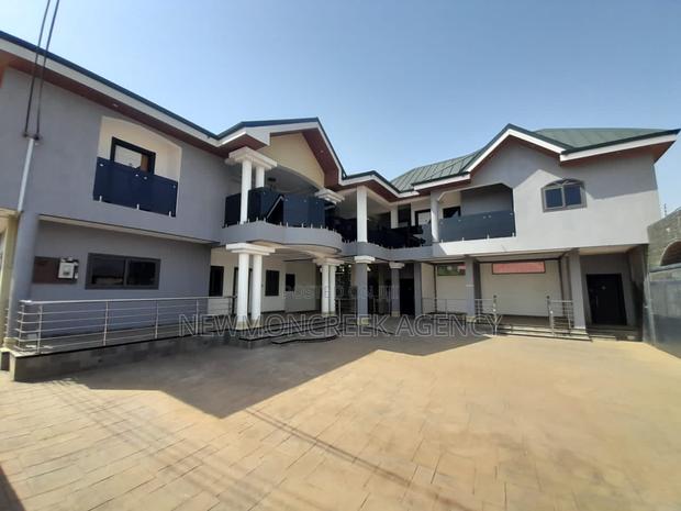 6bdrm Duplex in Haatso,Gimpa Rd., Accra Metropolitan for sale · Photo 1