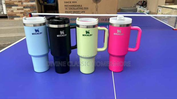 Stanley Tumbler/Cups · Photo 1