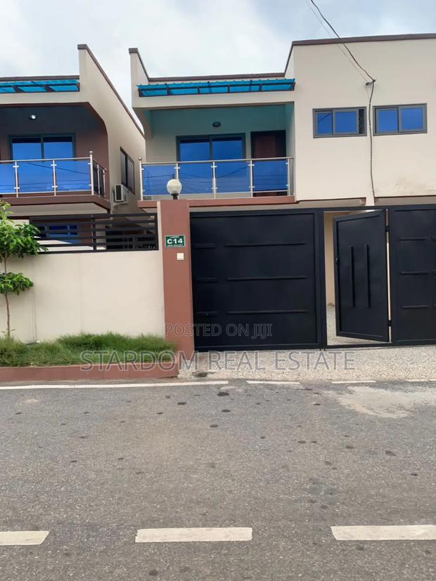 3bdrm Duplex in Oyarifa for rent · Photo 1