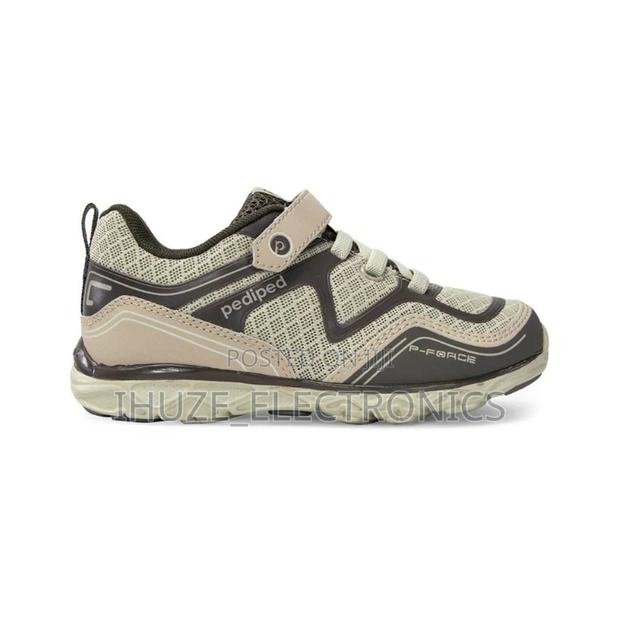 Kids Unisex Footwear (Size 33) · Photo 2