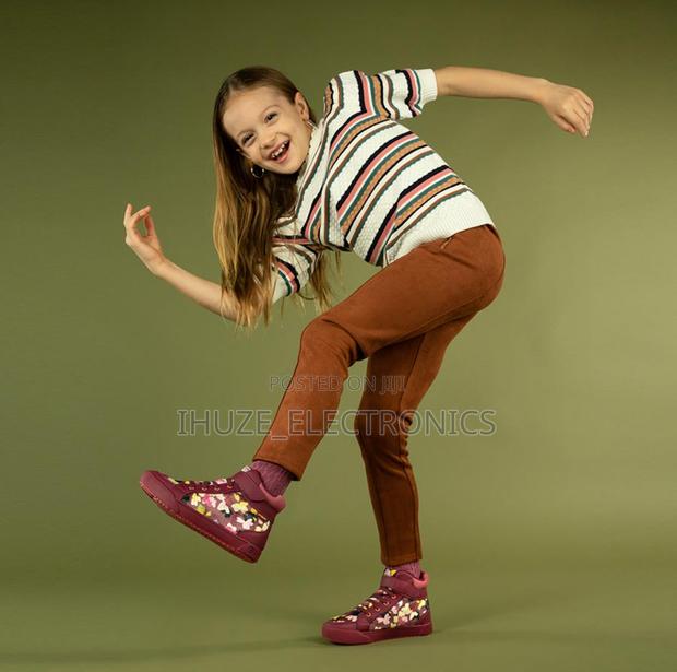 Flex Logan Winter Floral (Size 36) · Photo 3