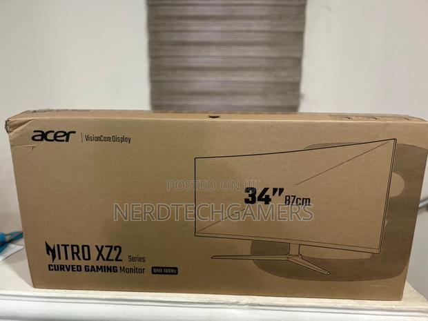 Acer Nitro 34" UWQHD 3440 X 1440 · Photo 1