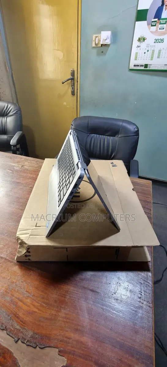 New Laptop Dell Latitude 5320 16GB Intel Core i5 SSD 256GB · Photo 1