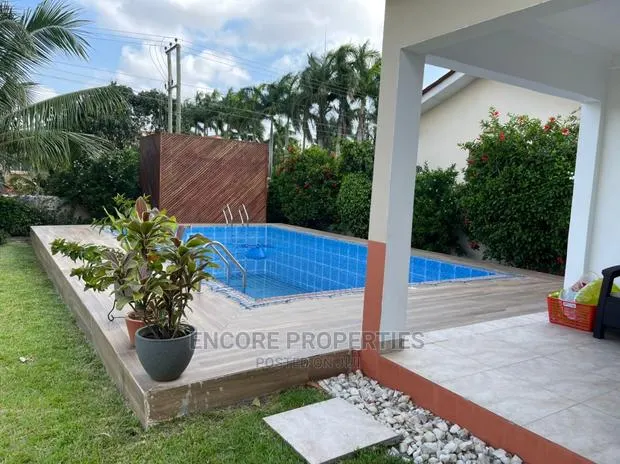 Furnished 4bdrm House in Spintex for Sale · Photo 1