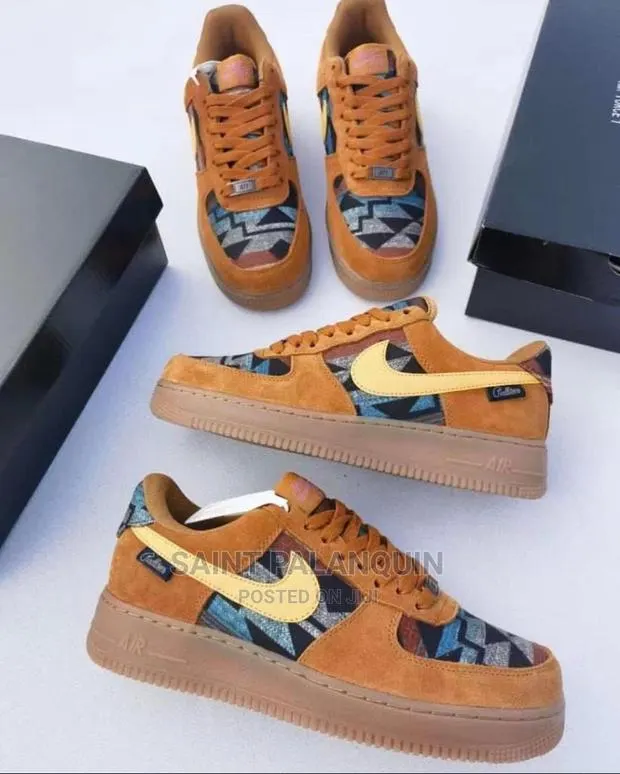 Nike Air Force · Photo 1