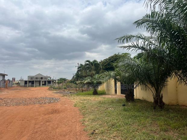 Land for Sale at Gbetsile · Photo 2