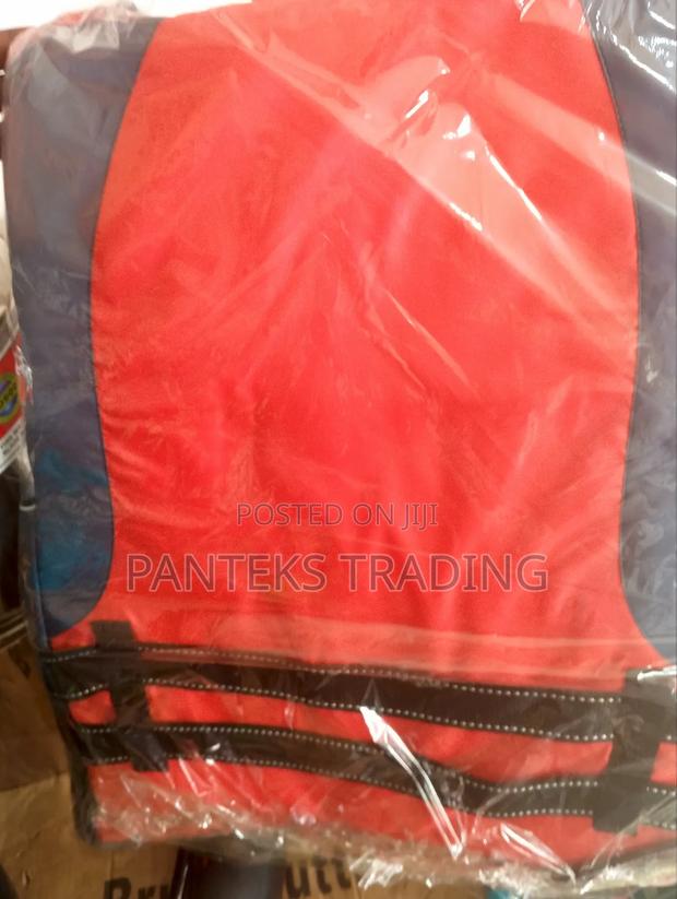 Swimming Life Jacket · Photo 4