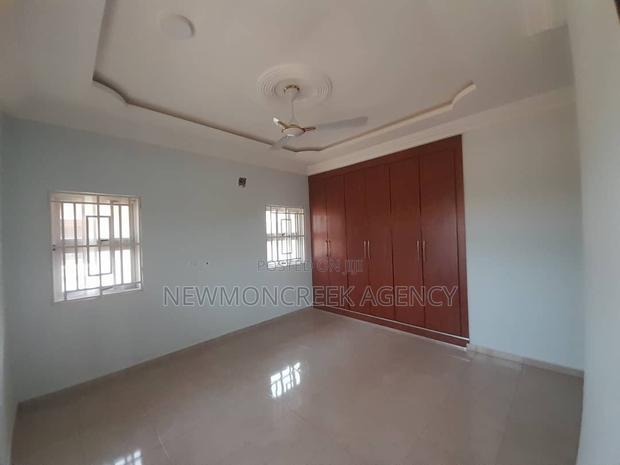 4bdrm Duplex in Gated Estate,Oyibi, Accra Metropolitan for sale · Photo 5