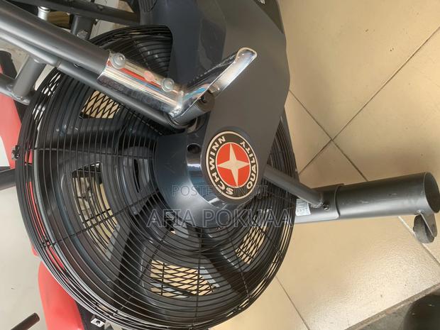 Schwinn Ad6 Bike · Photo 2