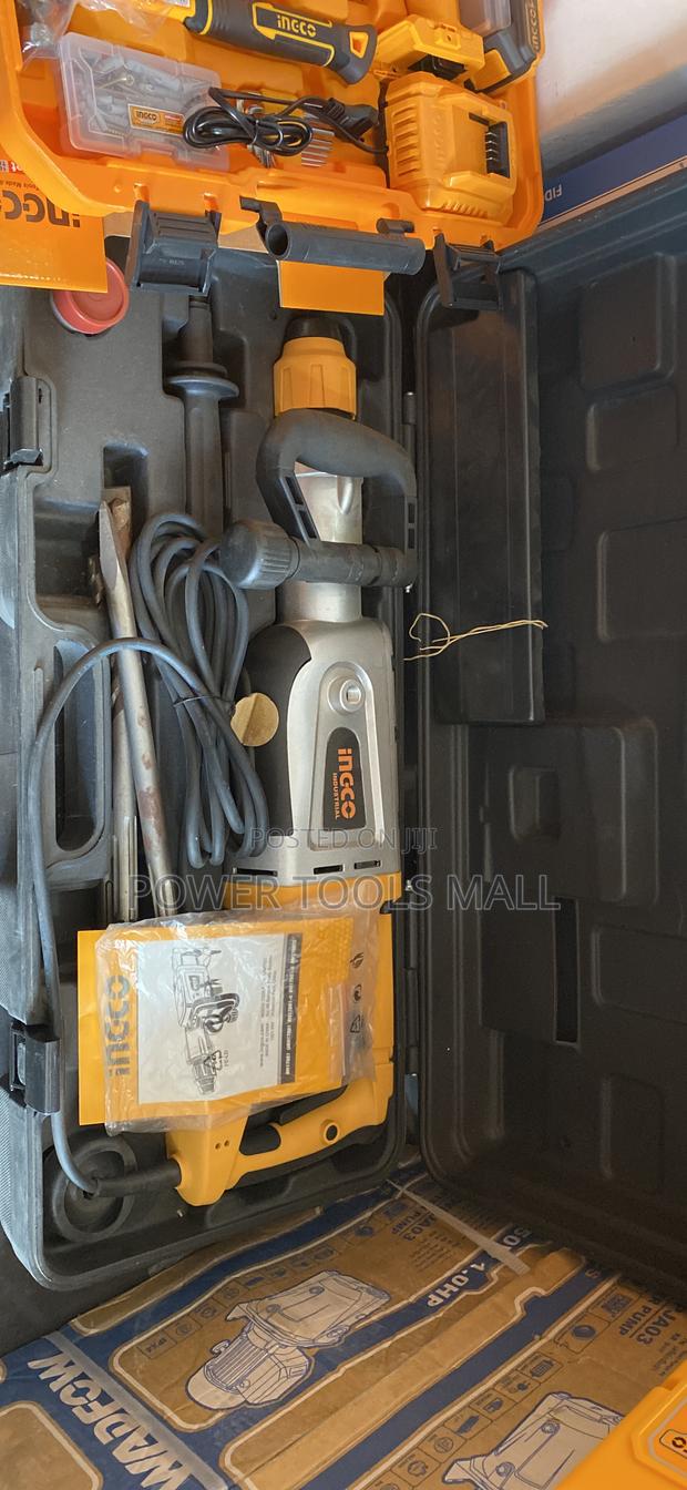 Rotary Hammer 1700w · Photo 2