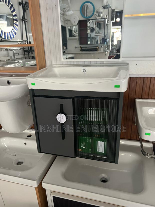Wash Hand Cabinet Basin · Photo 1