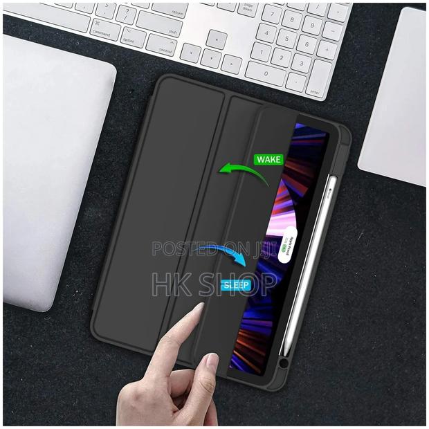 iPad 6th Generation 9.7 Inch Smart Case With Pen Slot Space · Photo 2