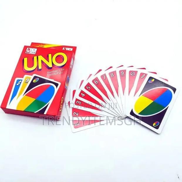 Classic Uno Card Game · Photo 3