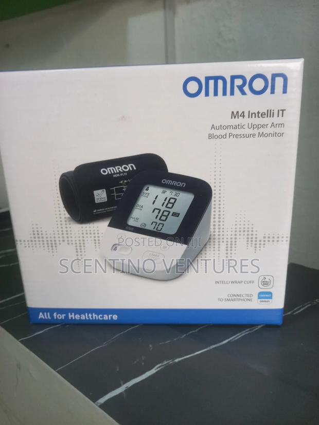 Omron Digital Blood Pressure Monitor M4 · Photo 1