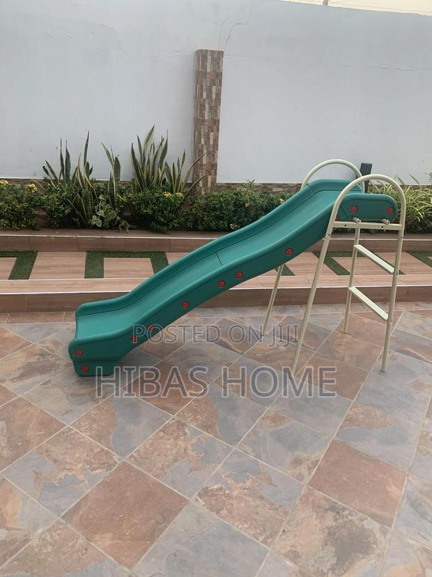 9 Station Swing Set Metal Swing Set and Slide · Photo 6