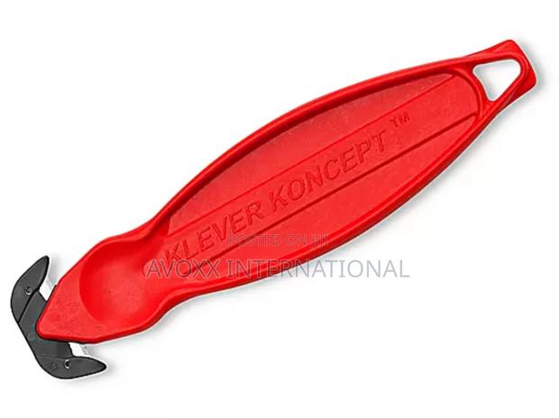 Uline Klever Koncept Safety Cutters - Red · Photo 1