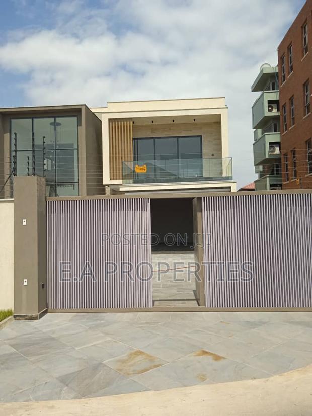 4bdrm House in E A Properties, A&C Mall Area for sale · Photo 1