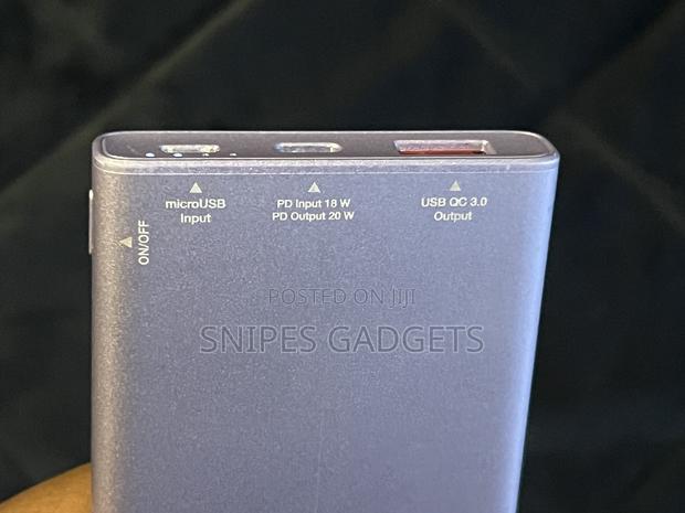 VERBATIM Wireless Slim Power Bank (10,000mah) · Photo 2