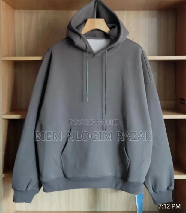 High Quality N Thick Plain Hoodies Available · Photo 3