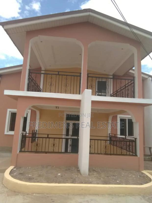 8bdrm House in Fredimens Real, Kumasi Metropolitan for sale · Photo 2