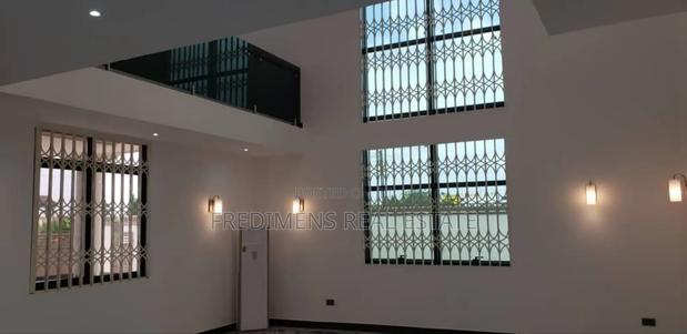 7bdrm House in Fredimens Real, Kumasi Metropolitan for sale · Photo 4