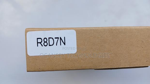 Original Dell R8d7n Battery for Latitude 5400 5410 5500 · Photo 3