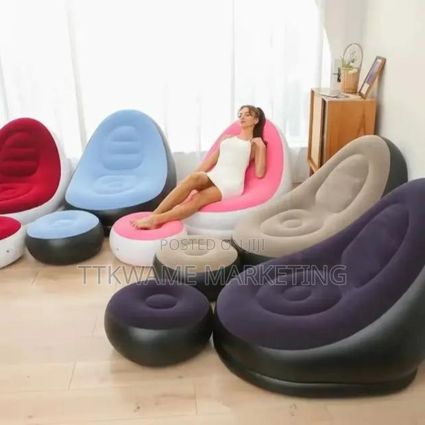 Inflatable Sofa With Electric Pump · Photo 1