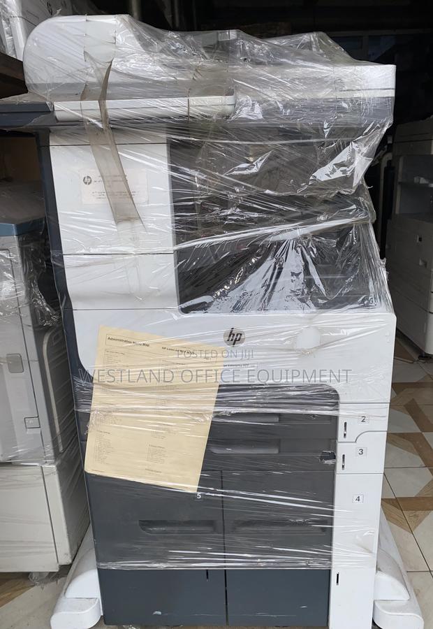 HP Laserjet Enterprise MFP M725 · Photo 3