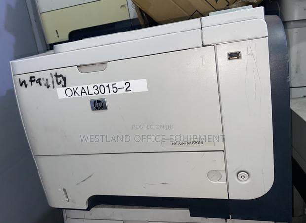 HP Laserjet Enterprise 3015 · Photo 2