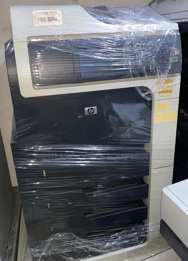 Hp Laserjet Enterprise M4555 MFP · Photo 1