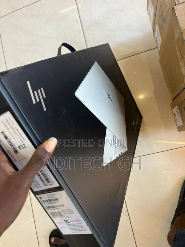 New Laptop HP Envy 16 Gaming 16-H1023dx 16GB Intel Core I7 SSD 1T · Photo 1