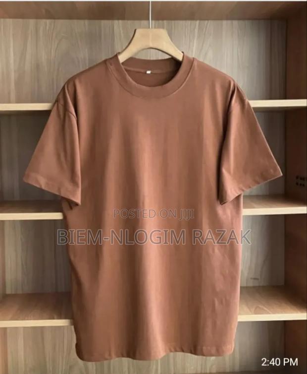 Original Plain Tshirts Available in Stock · Photo 1