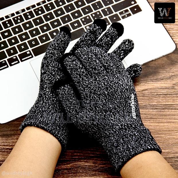 Quality Knitted Winter Gloves · Photo 6