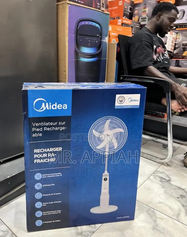 Super Quality Midea 18” Rechargeable Standing Fan(White) · Photo 1
