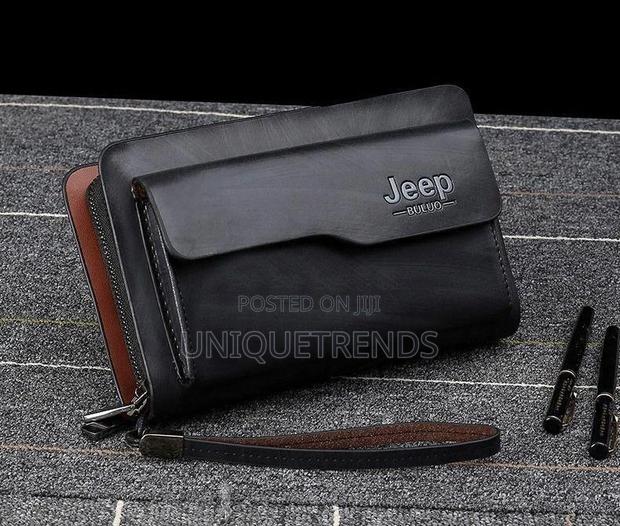 High Quality Jeep Leather Pouches · Photo 1