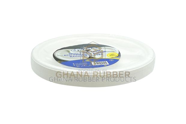 3-Section Bagasse Round Plates 10-Inches (500pcs) · Photo 4