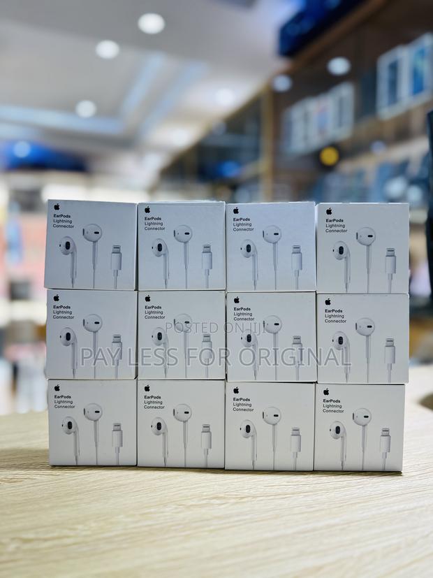 Original Earphones · Photo 2