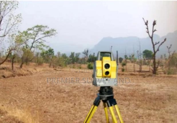 Legitimate Land Demarcations · Photo 2