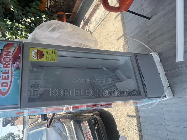 Delron DDF-220 - 220 Litre - Showcase Display Refrigerator · Photo 1