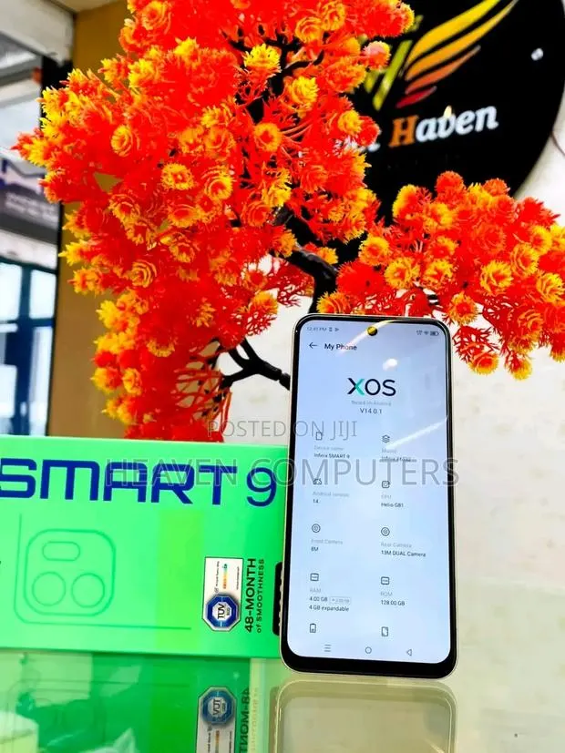 New Infinix Smart 9 128 GB Gold · Photo 1