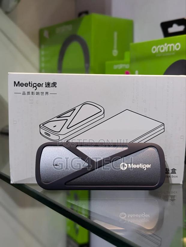 M2 Nvme Solid State Drive SSD Box External Enclosure · Photo 2