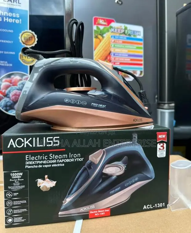 Powerful and Durable Ackiliss Steam Iron · Photo 1