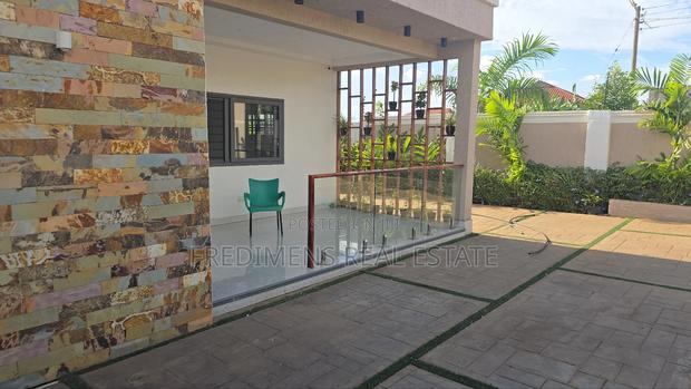 Furnished 4bdrm House in Fredimens Real, Kumasi Metropolitan for sale · Photo 1