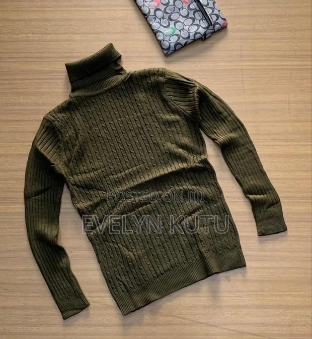 Turtle Necks · Photo 1